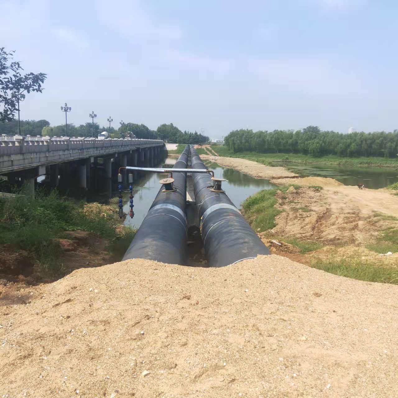 鸠江化工厂管道输油管道清洗
